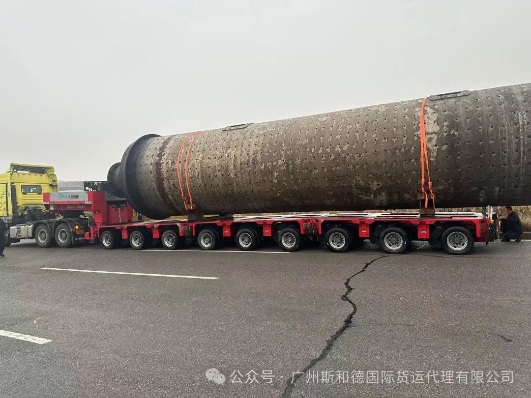 ตู้โชว์โลจิสติกส์แบบ Heavy Lift: จัดส่งโรงสีลูกบอลขนาดใหญ่